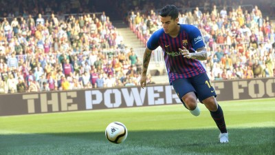 второй скриншот из Pro Evolution Soccer 2019