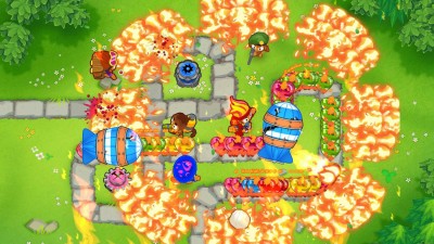 четвертый скриншот из Bloons TD 6