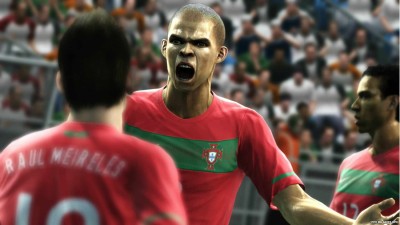 второй скриншот из Pro Evolution Soccer 2012: Metal Music