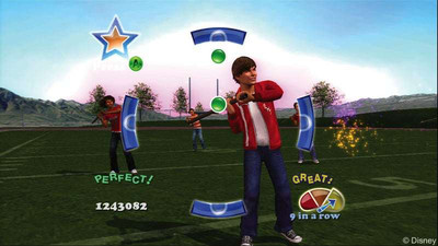 второй скриншот из Disney High School Musical 3: Senior Year Dance