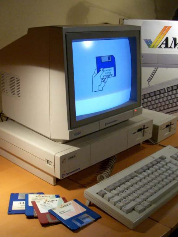 Игры для компьютера Amiga, выходившие на CD, только для него