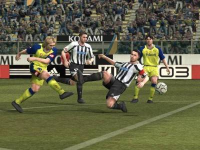 второй скриншот из Pro Evolution Soccer 4
