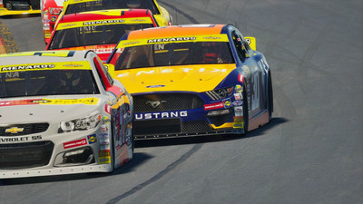 второй скриншот из NASCAR 25