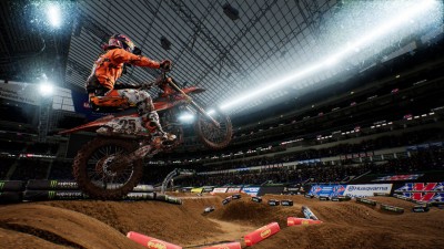 четвертый скриншот из Monster Energy Supercross - The Official Videogame